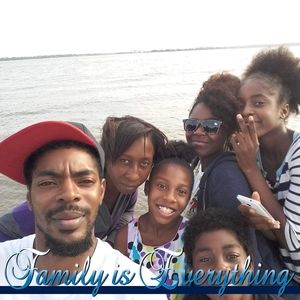 Meet your Posher, Holly gregg-ronald